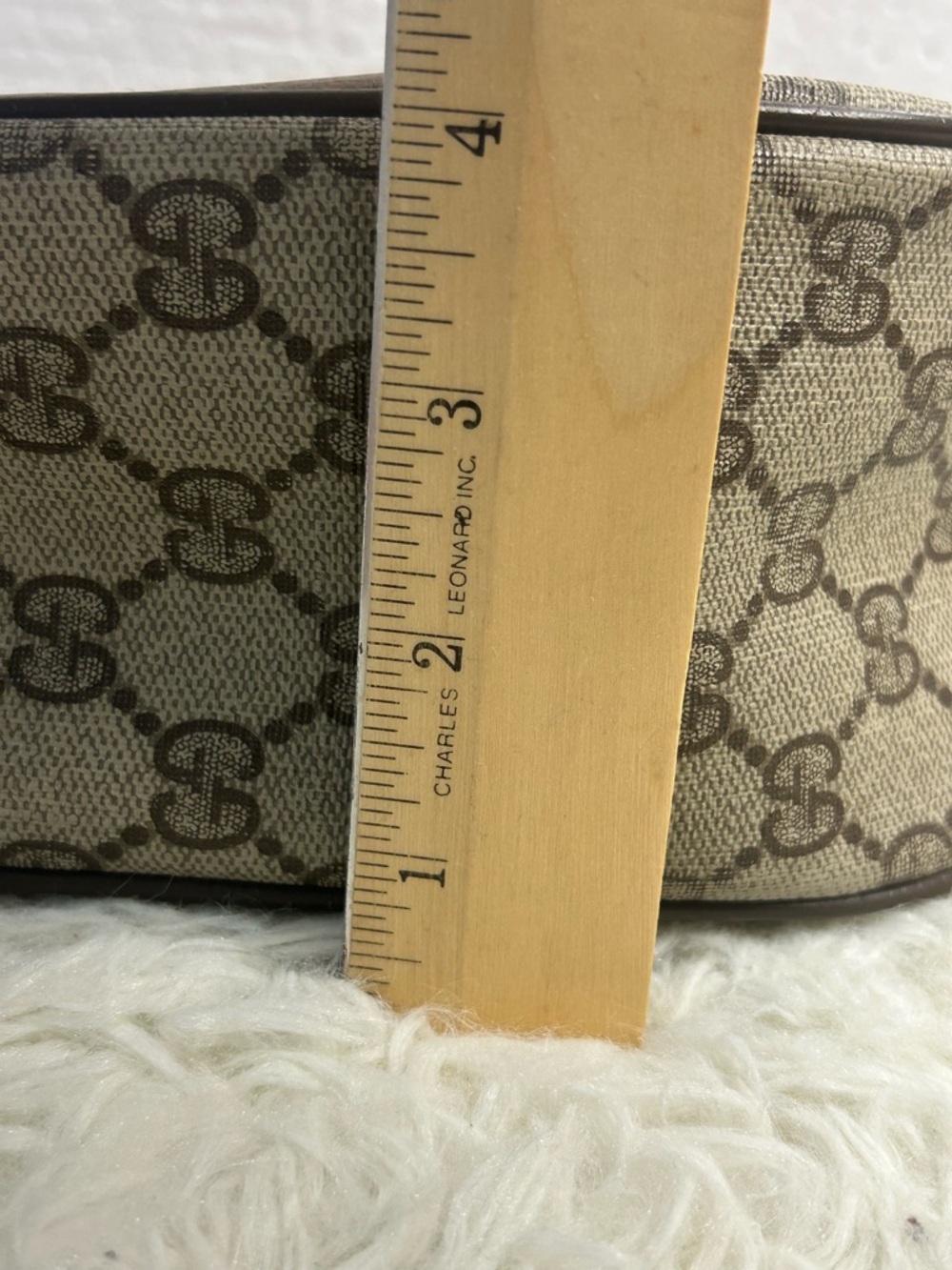 Gucci Brown GG Canvas Crossbody with Signature Green-Red Web. Authentic - Picture 5 of 16